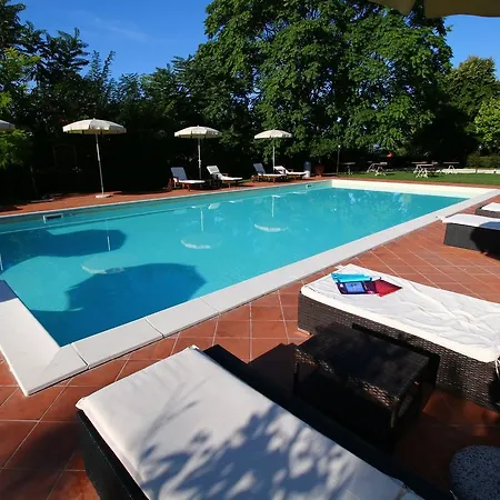 بيت للعطل Cosy In With Pool *